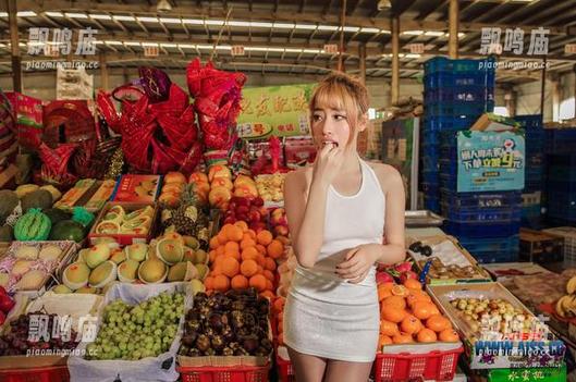 爱丝-瑶瑶 爱丝 - 修女瑶瑶写真:不仅仅是‘乖’,也不是‘坏’,快来下载这份美好!