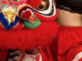 爱尤物 – 最新作品，萌琪琪化身奶牛，根本停不下来！