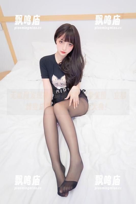 无意间发现神楽坂真冬的温柔美图，立刻转变成墙面装饰的幕后大典！