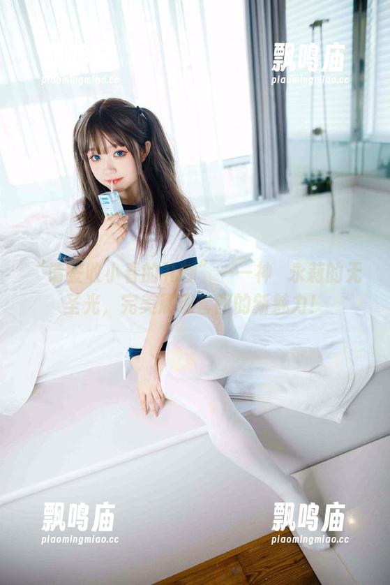 “请签收小春的礼物”——神沢永莉的无圣光，完美展现套图的新魅力！