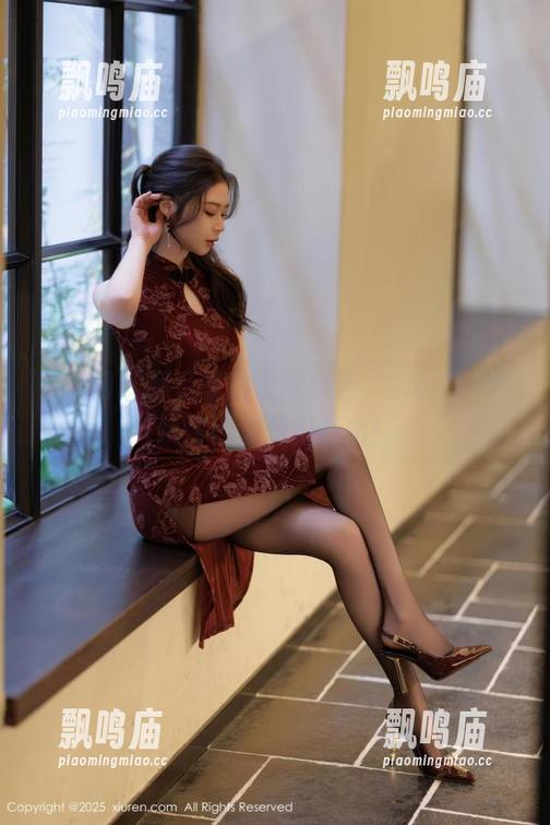 秀人网-Cherry樱桃酱 秀人网 - 照片里的女友角色,Cherry樱桃酱图集见见真相!