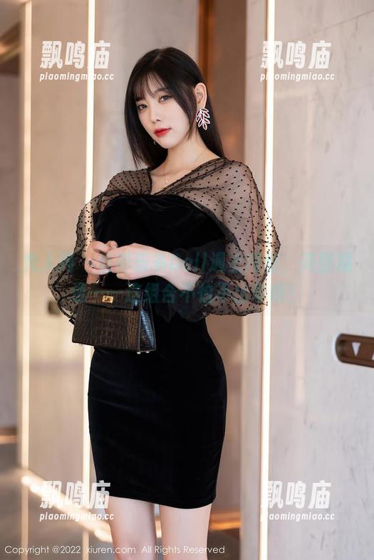 秀人网-养乐多Doll 秀人网 - 当养乐多Doll遇上肉丝,美图精选——这组合不怕不出奇哦!