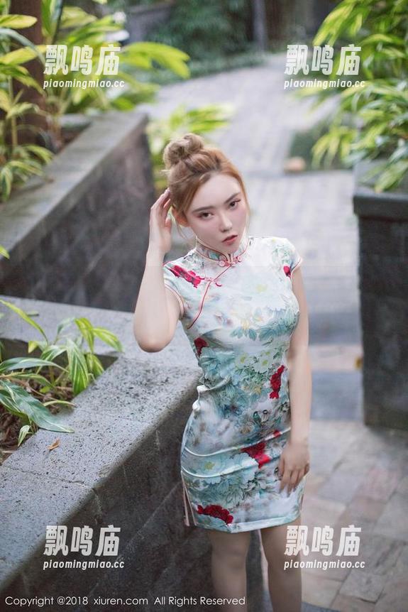 秀人网-美昕Yumi 秀人网 - 美昕Yumi的“天使”原图在线,别指望她会害羞。