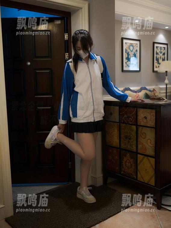 紧急企划 - 小恩化身护士，图文全套上线！能不能治愈你的审美疲劳？