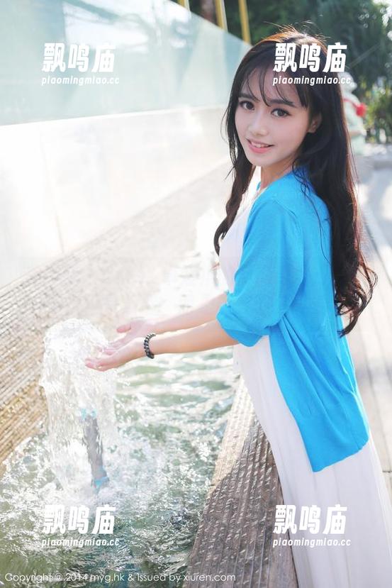 美媛馆 - Cris_卓娅祺的圣诞奇遇：美图不仅仅是放假，而是要有节日气氛！