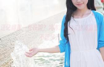 美媛馆 – 还记得那一身校服？冯木木LRIS的高清壁纸让我盯得不想移开。