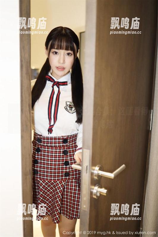 美媛馆-小夕juju 美媛馆 - 小夕juju的长腿合集:这腿看得我想起了秋裤的危险