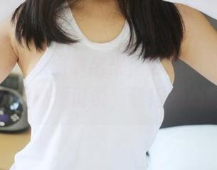 美媛馆 – 把原图拿出来，田芯娜Angel的纯白可不是随便说说，看得我心痒痒的。
