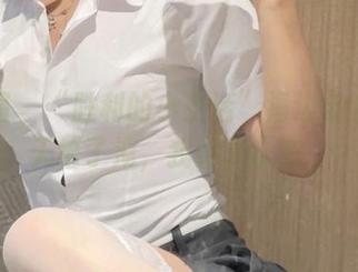 微密圈 – “胜利的小生活”海边全套：上天给了海，我给了全套。