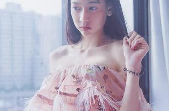 轰趴猫 – 走过路过不要错过，棉花糖candy自拍的美图！