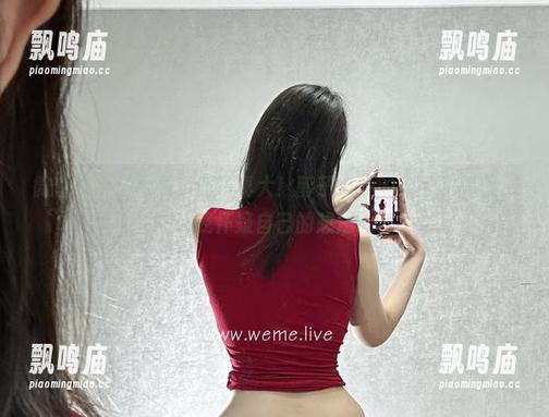 醇子小姨 微密圈 - 自由展示胆子真大!醇子小姨的无圣光写真,让我怀疑自己的想法。