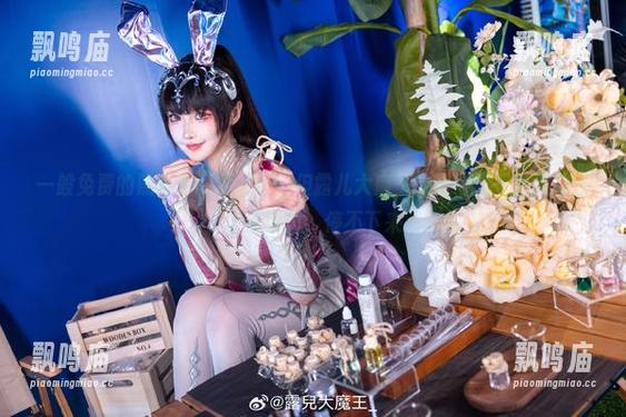 一般免费的照片也就那样吧，但露儿大魔王的雷电将军果然又多了一点意思，停不下来。