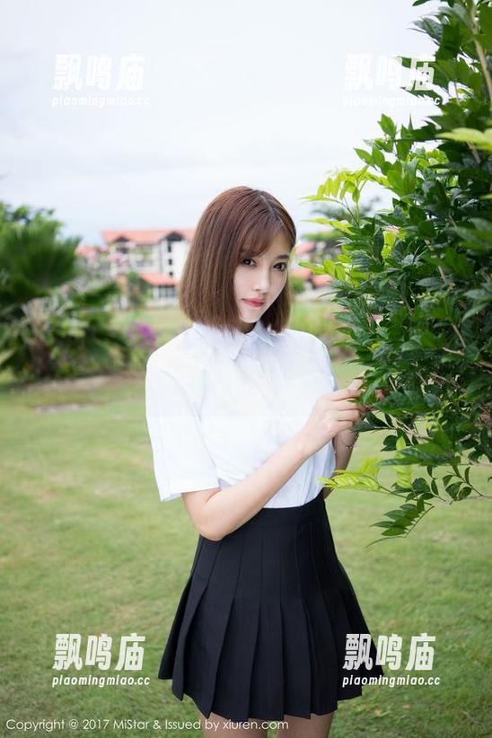 魅妍社 - 黄乐然：裸足写真，毫不服气地抢镜！