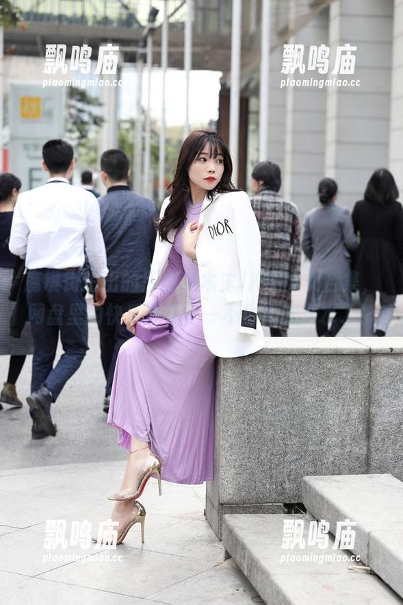魔镜街拍 魔镜街拍出的活力美术生JK美少女合集,网盘里的快乐源泉,一不小心就溺水了!